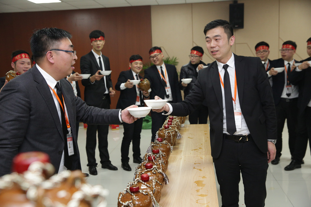 八年磨礪，劍指17——科恩電器2017年誓師大會(huì)隆重舉行